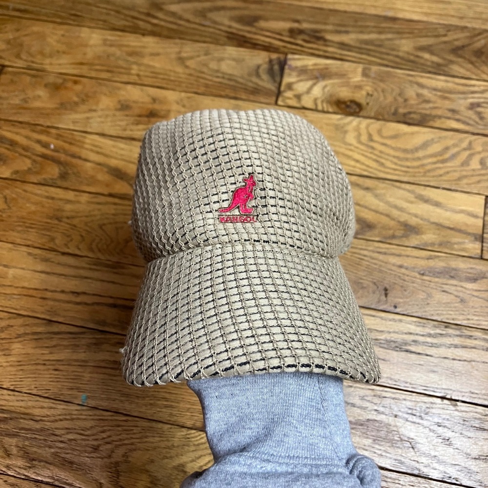 Kangol Waffle Knit Baseball Cap Tan Black Textured Hat Red Logo Streetwear
